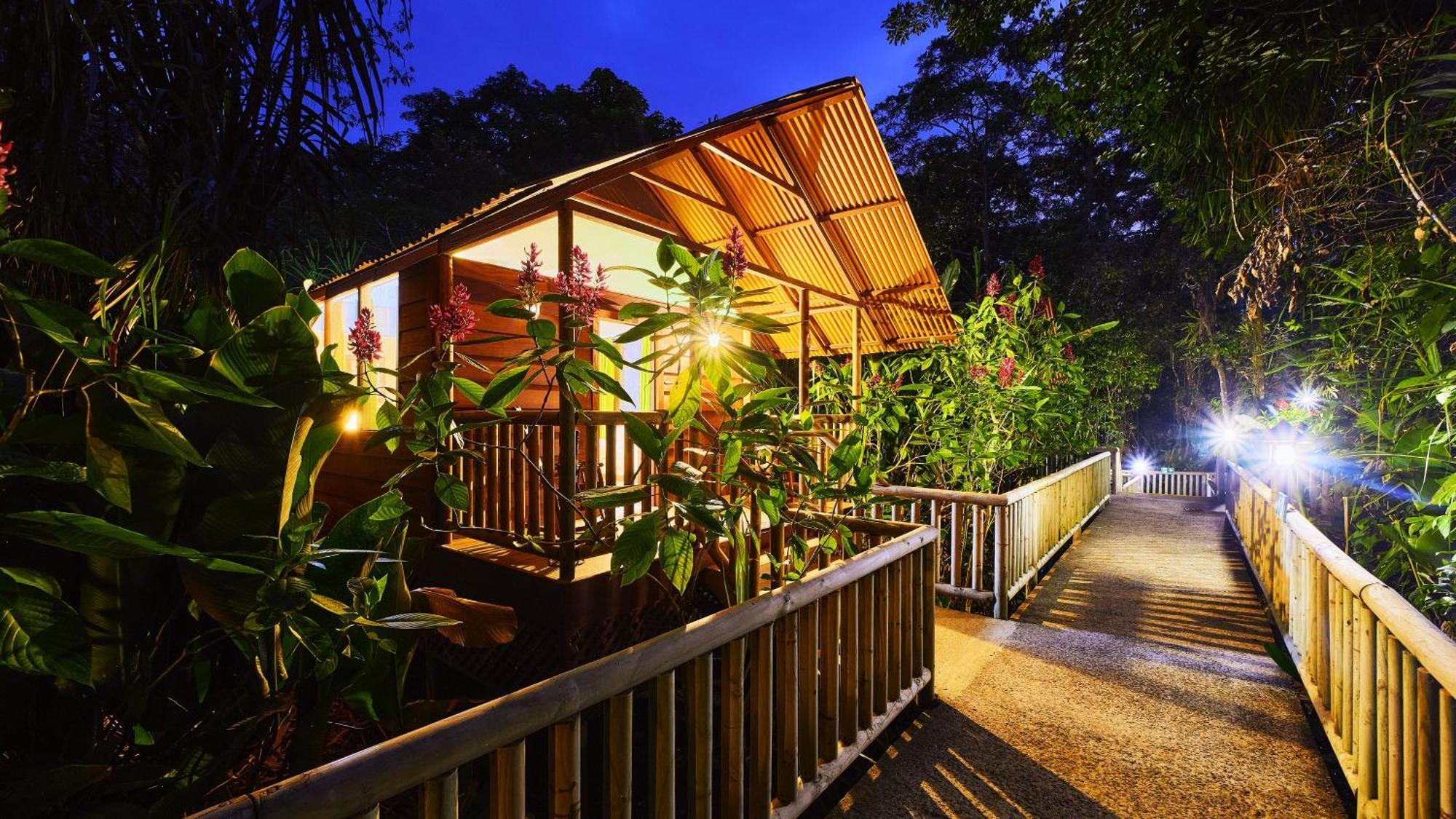 Aninga Lodge Tortuguero Extérieur photo
